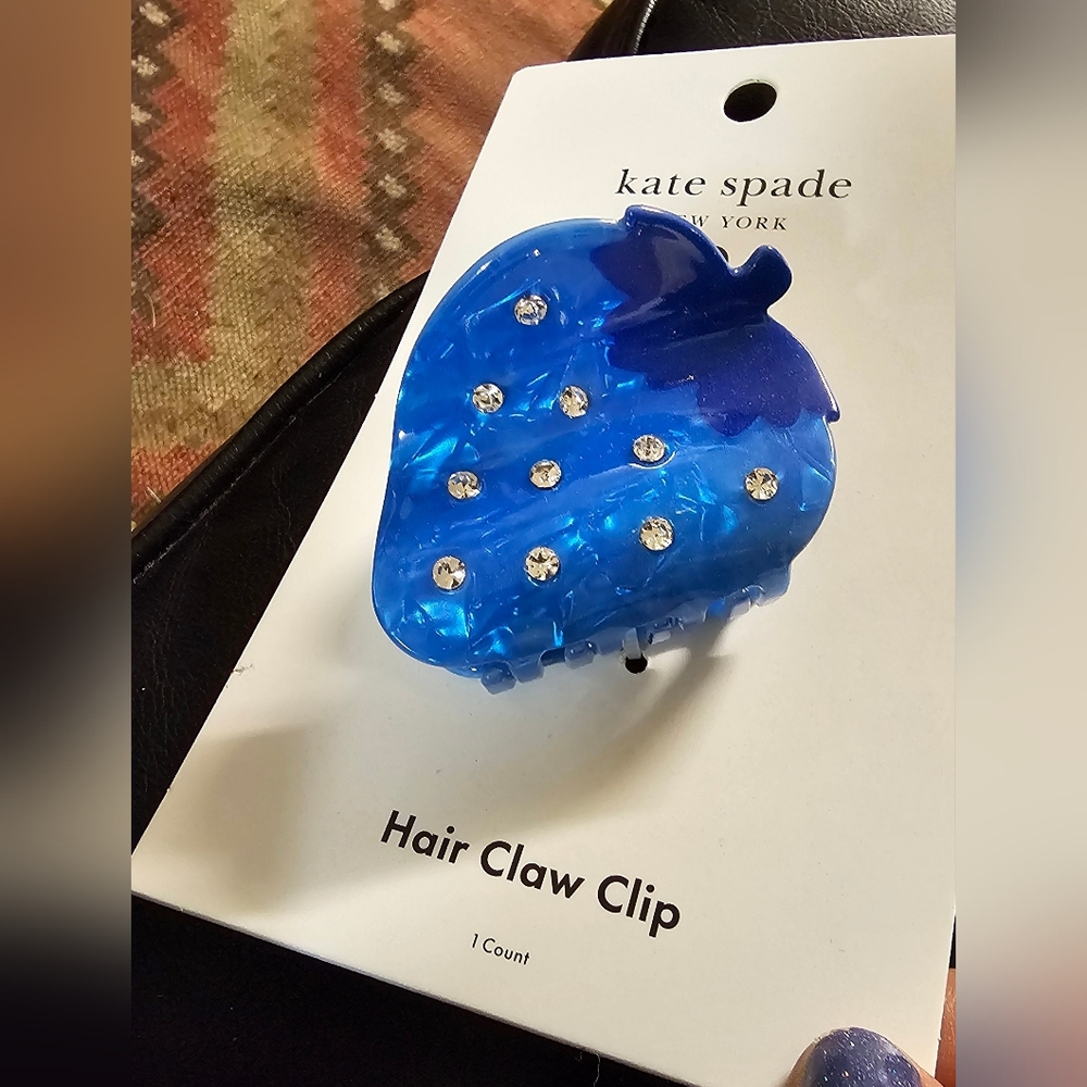 Kate Spade Target Collab Vibrant Blue Rhinestone Strawberry Hair Claw Clip NWT - Picture 8 of 8